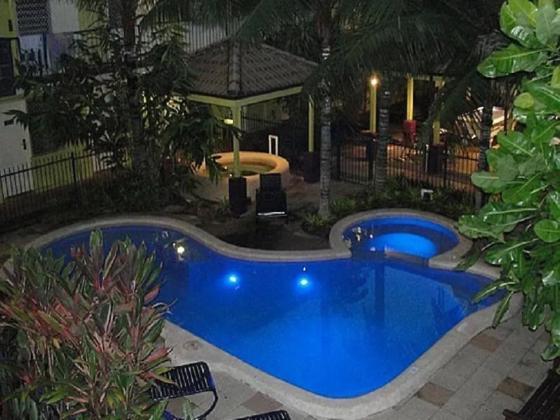 Yha Cairns Central אכסניה